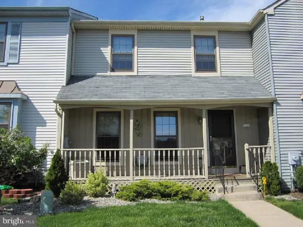 11 Riesling Ct, Marlton, NJ 08053