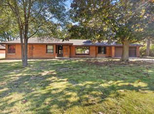 5252 S Tuckaway DRIVE, Milwaukee, WI 53221