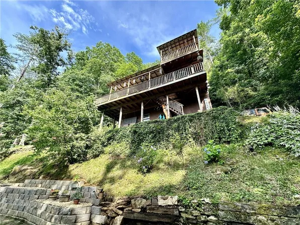 349 Whitewater Trl, Dahlonega, GA 30533