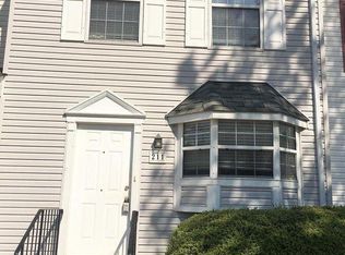 211 Mayfair Pl, Stafford, VA 22556