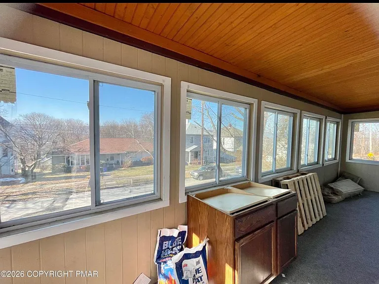1028 N Webster Ave #1 — Photo 37