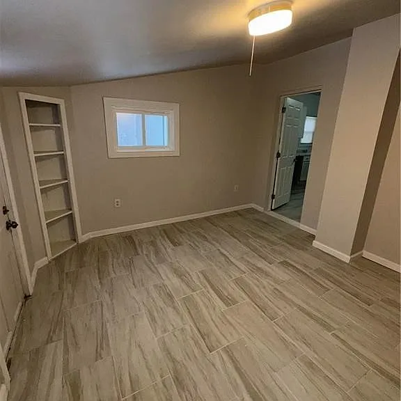 1312 Ontario Ave — Photo 4