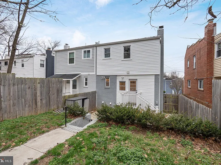 50 53rd St SE — Photo 33
