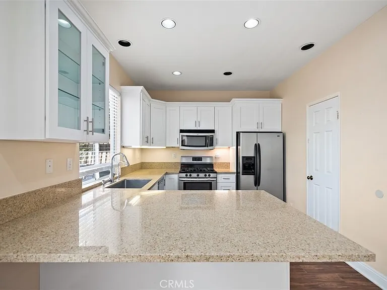 9 Acorn Rdg — Photo 17