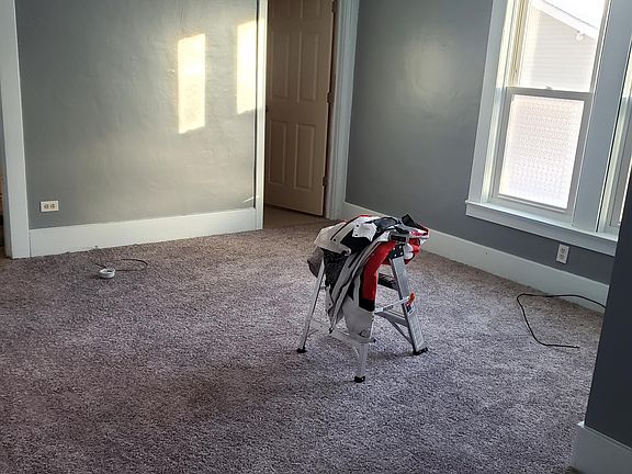 3rd image of 20 Dunn Ave