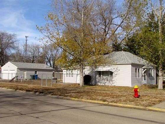 1st image of 1802 Avenue D