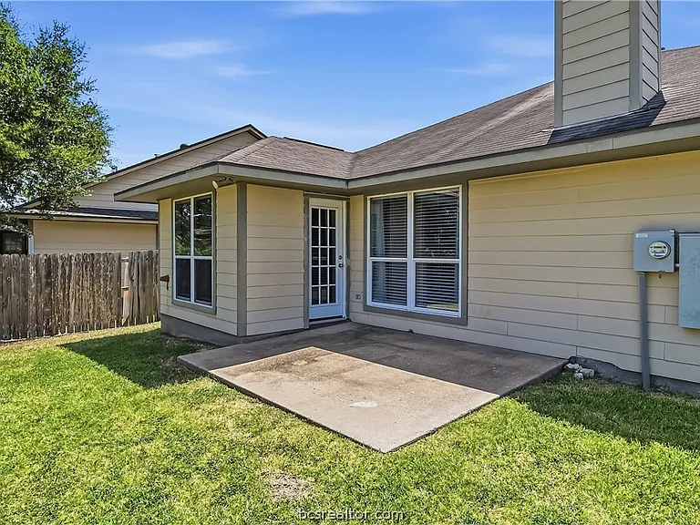 921 Windmeadows Dr — Photo 28
