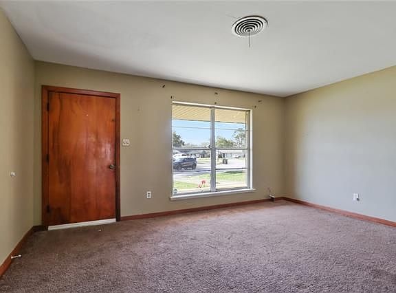 2nd image of 6310 Essex Ct