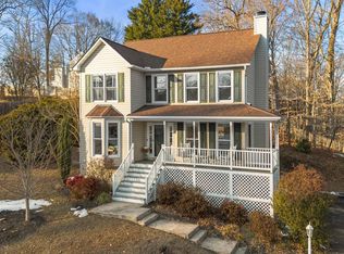 42 Lawhorn Rd, Stafford, VA 22554