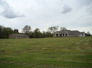 5590 Laird Rd, Loomis, CA 95650