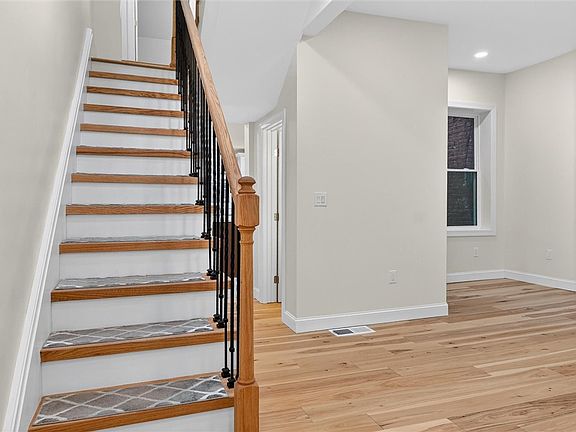 4th image of 1234 Palo Alto St