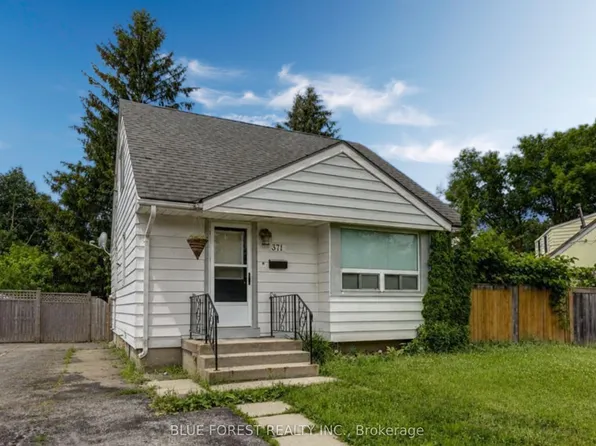 371 Flanders Row, London, ON N5Y 1C3