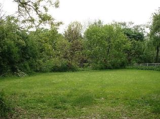 4709 Yackley Ave, Lisle, IL 60532