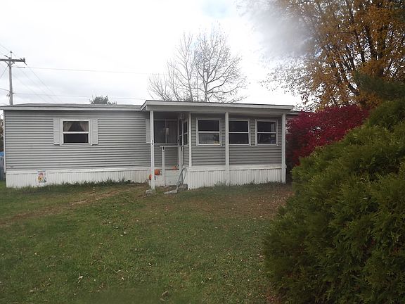 3rd image of 30 Avenue E