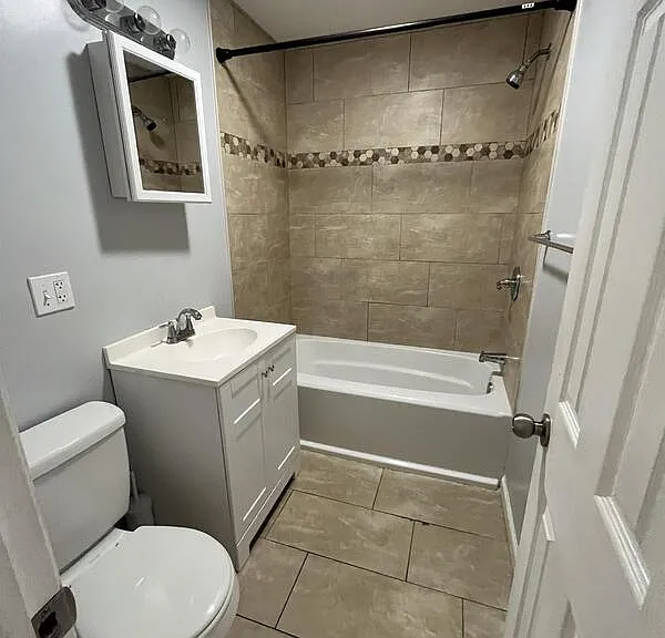 113 Morris St #3 — Photo 3
