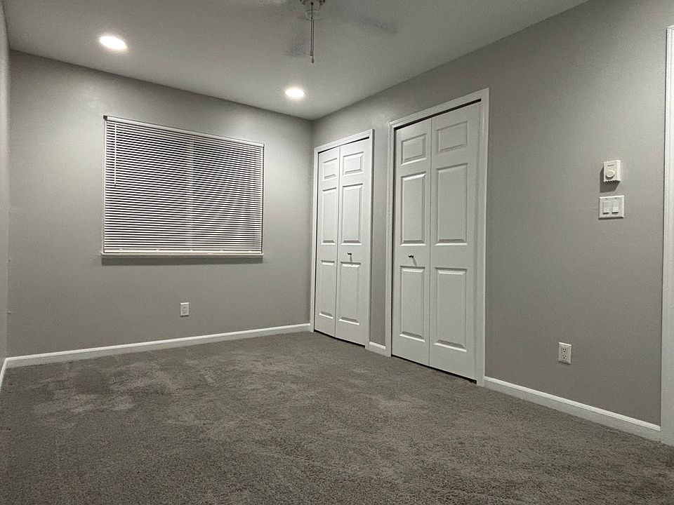 1st image of 72 Village Ct APT 1