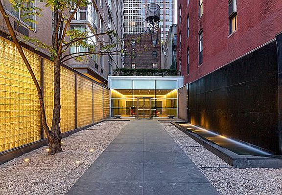 5th image of 777 6th Ave #21E