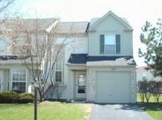 169 N Oltendorf Rd, Streamwood, IL 60107