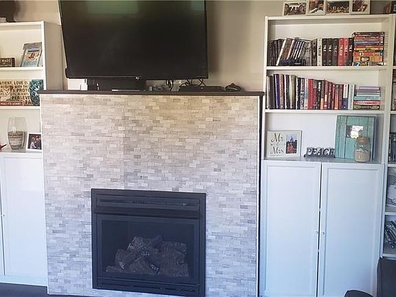 4th image of 144 Hutchinson Dr