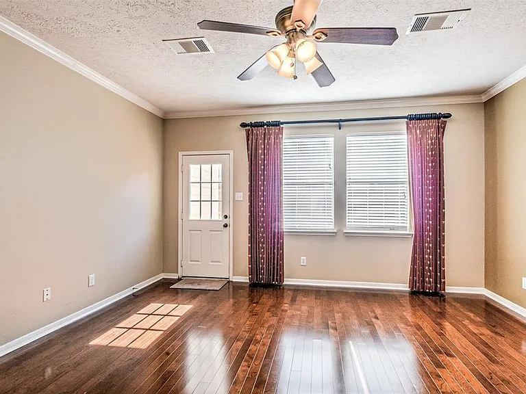 4634 Arbor Ln — Photo 17