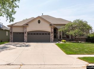17435 Cinnamon Cir, Omaha, NE 68135
