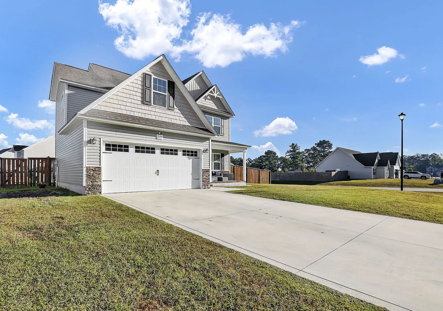 245 Breakwater Drive - Sneads Ferry - Community Pool — Photo 2