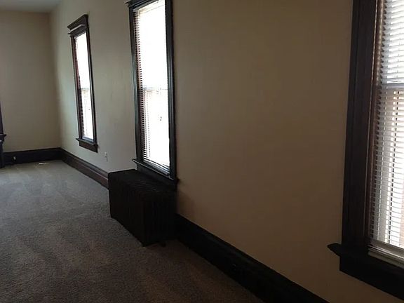 3rd image of 541 W 9th St