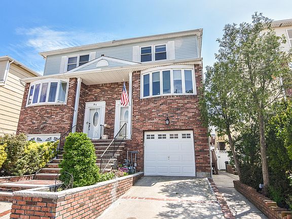 2nd image of 23 Cherrywood Ct