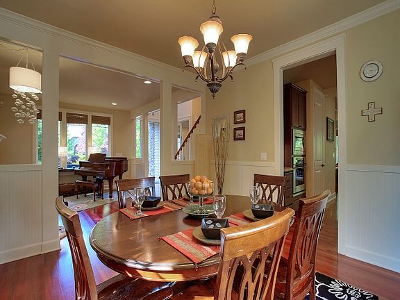 5th image of 4804 Stonebridge Dr NW