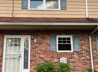 21 La Cascata Tnhs, Clementon, NJ 08021