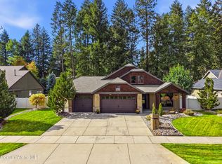 11763 N Rocking R Rd, Hayden Lake, ID 83835