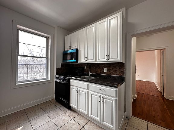 2nd image of 567 Bergen Ave #22E