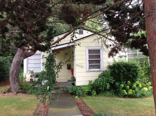 6802 40th Ave NE, Seattle, WA 98115