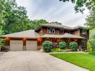 1291 Wilderness Ln, Eagan, MN 55123
