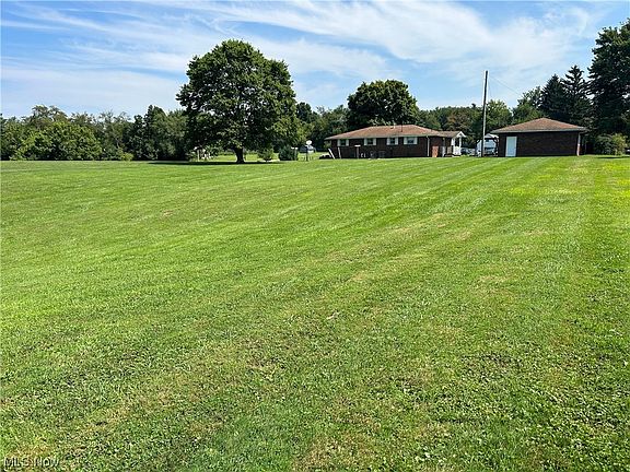 4th image of 52309 Township Road 838