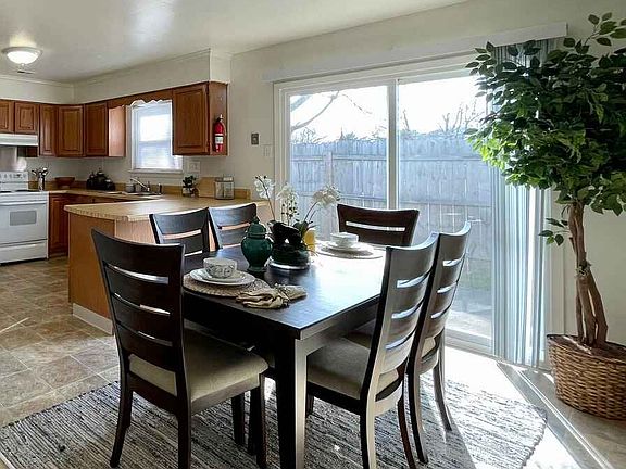 dining-hallway-1-1-2