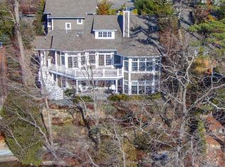 70 South Rd, Bloomingdale, NJ 07403