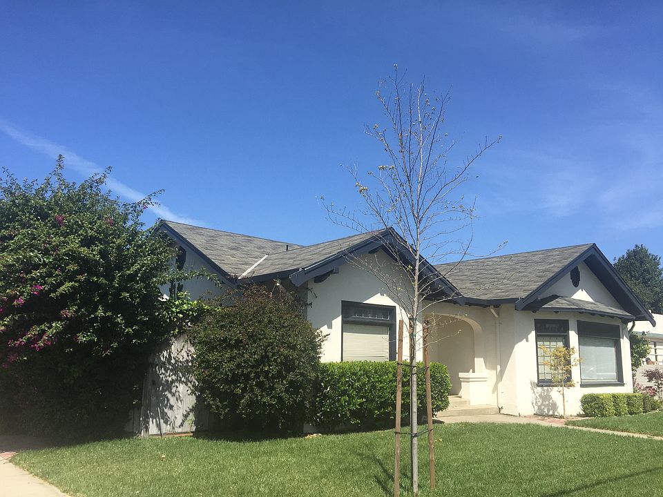 2nd image of 720 Pajaro St