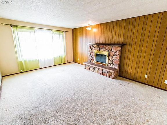 2nd image of 9007 NE 58th St