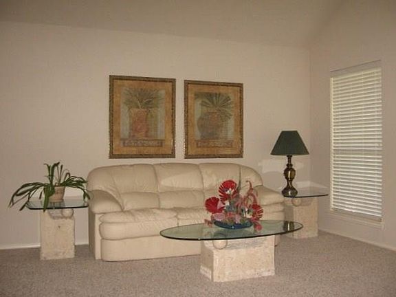 2nd image of 118 Dogwood Trl