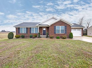 125 Scenic Hill Dr, Lebanon, KY 40033