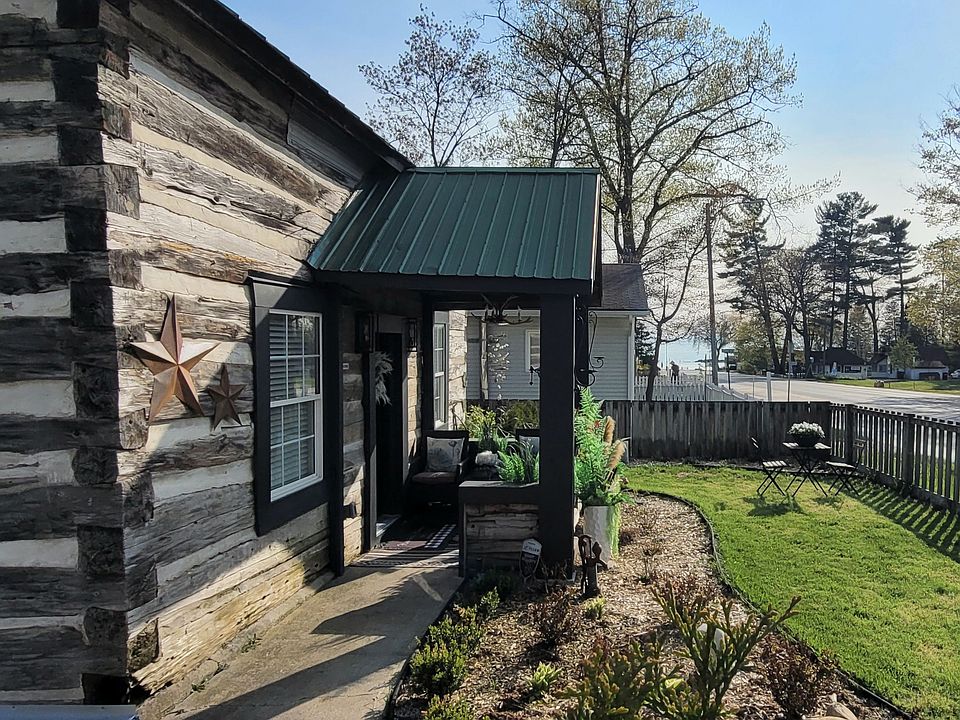 1st image of 347 Balm Beach Rd W