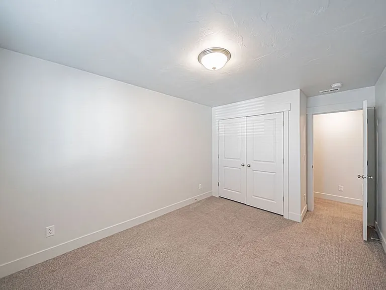 651 S 2400 W #5101 — Photo 15