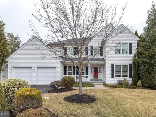 546 Clydesdale Dr, New Hope, PA 18938