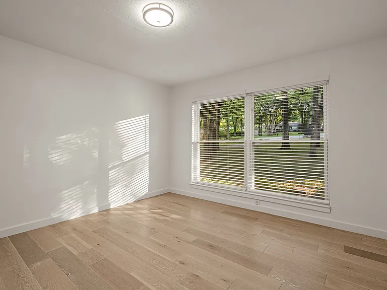 1015 Cimarron Cir — Photo 26