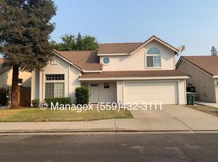 319 W Fallbrook Ave, Clovis, CA 93611