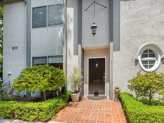 4th image of 625 S Orange Grove Blvd APT 5