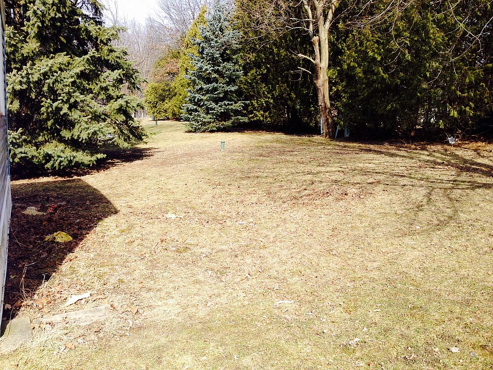2nd image of N3525 Trieloff Rd. #68