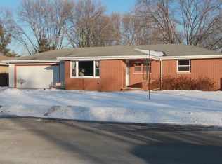 2277 Santa Barbara Dr, Green Bay, WI 54313