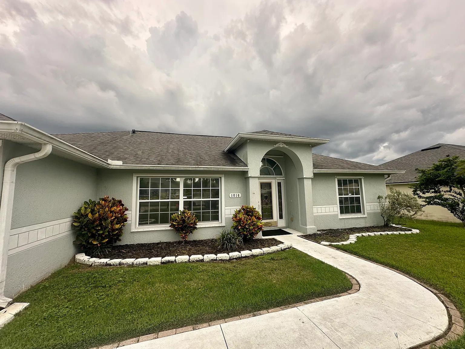 1016 Sandhill St — Photo 1